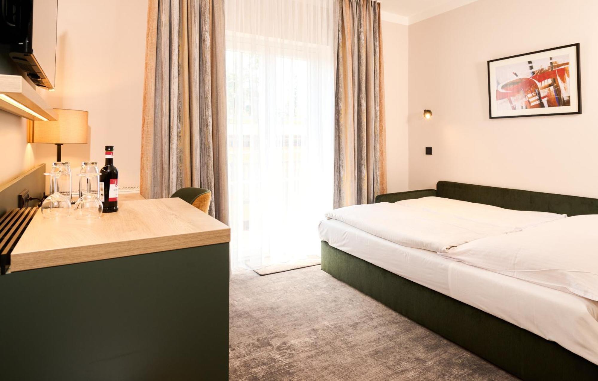 Hotel Schneider Allersberg Værelse billede